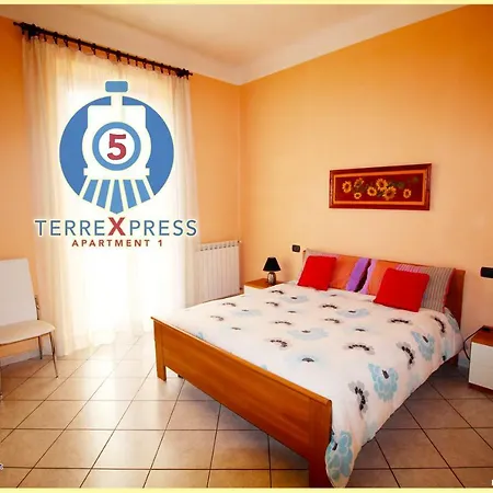 5 Terre Express 1 Apartamento La Spezia